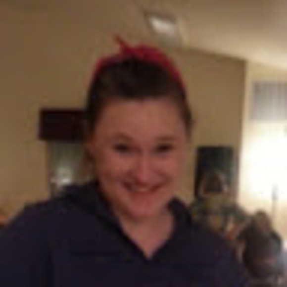 Meet your Posher, Annika - Picture 1 of 1